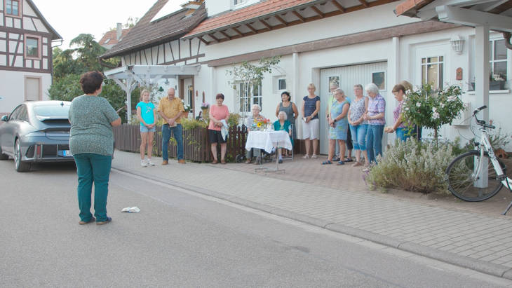 Kirche unterwegs - Der Straßengottesdienst um die Ecke